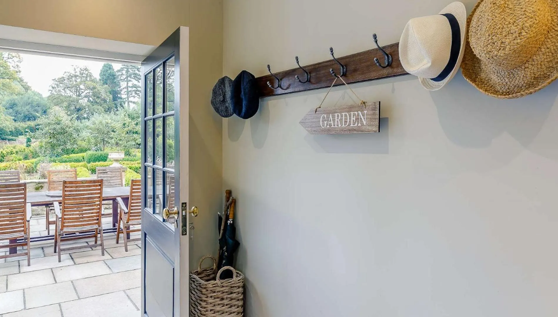 Holiday home 5 Bed In Markington 83892 Bishop Thornton